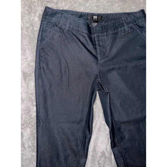 Women’s Dark Blue Mossimo Supply Co. Capri Slacks 💙 - Picture 4 of 17